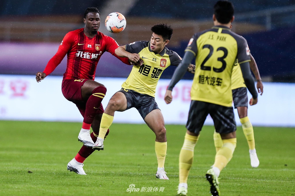 马尔康卡位杨立瑜