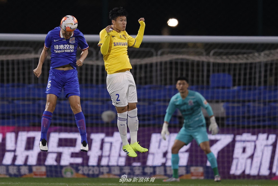 新浪直击上海申花0-0江苏苏宁