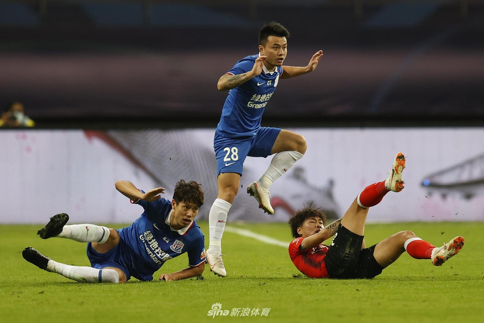新浪直击上海申花VS上海上港