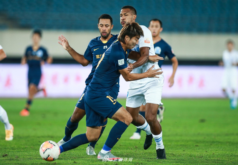 [中超]广州富力1-0大连人