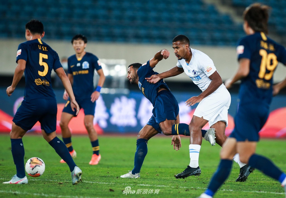 [中超]广州富力1-0大连人