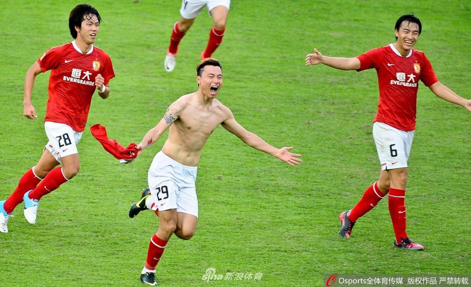 十年终有一别!组图回顾郜林恒大生涯