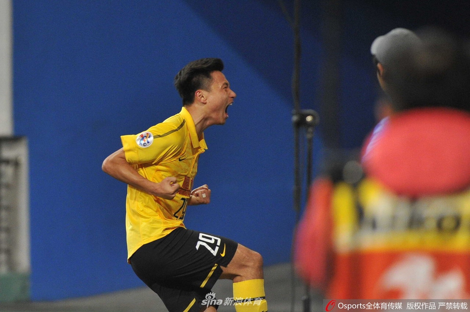 十年终有一别!组图回顾郜林恒大生涯