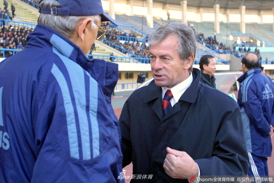 前申花主帅因感染新冠去世 曾率队夺甲A亚军