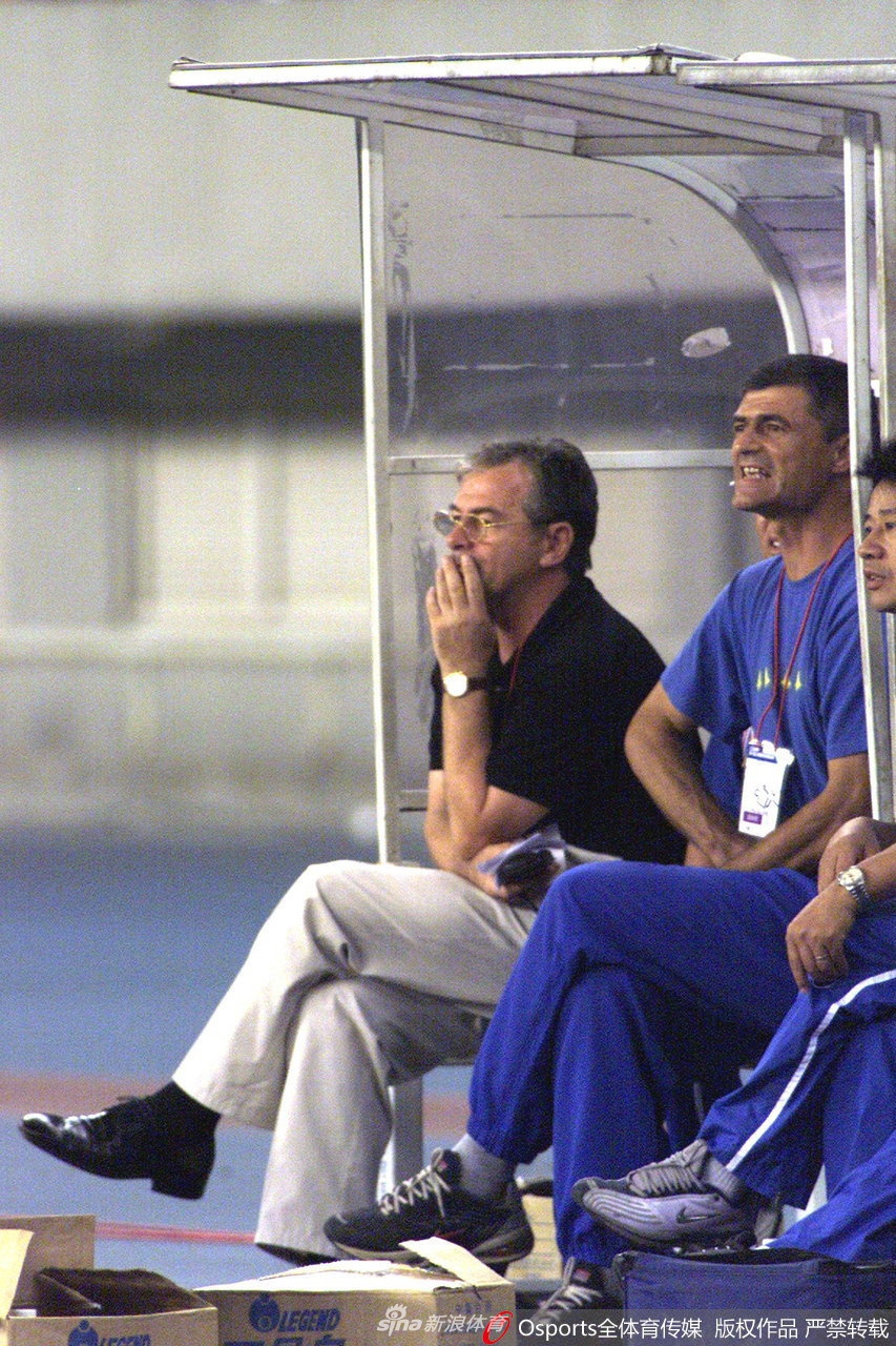 前申花主帅因感染新冠去世 曾率队夺甲A亚军