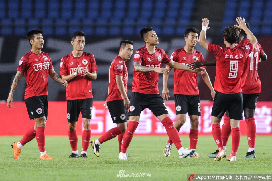 67年!辽足的这抹红色褪为黑白回忆