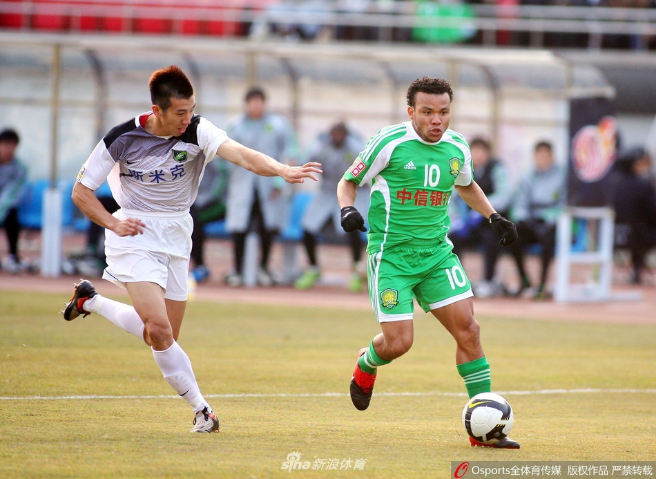 大马丁帽子戏法