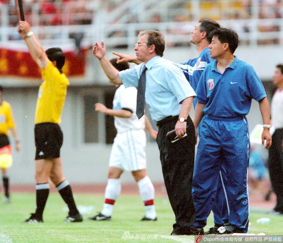 前申花主帅因感染新冠去世 曾率队夺甲A亚军