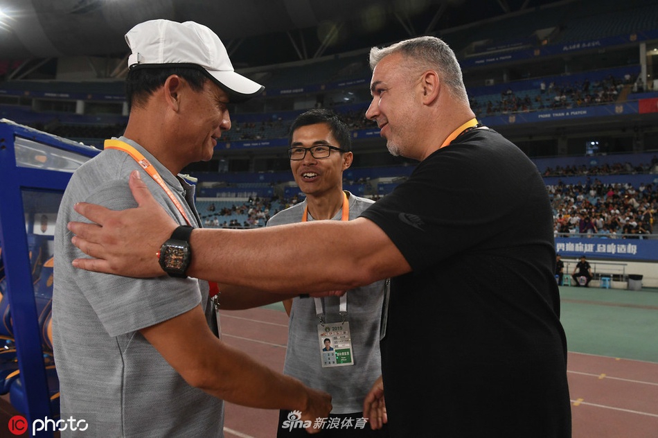 王宝山与奥拉罗尤