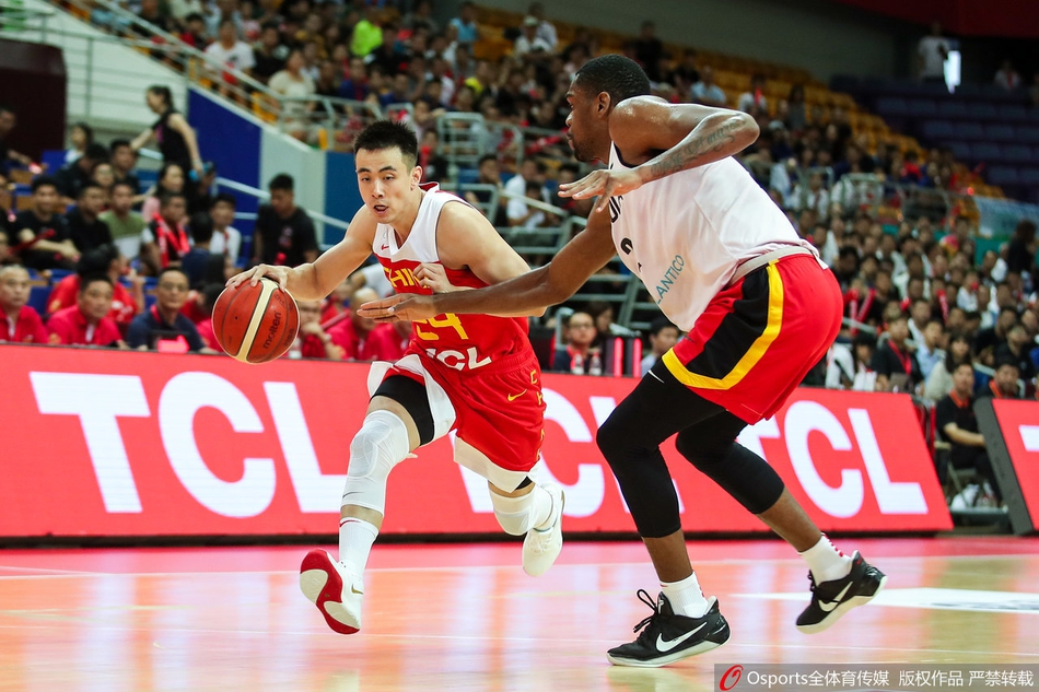 男篮热身赛：中国vs安哥拉