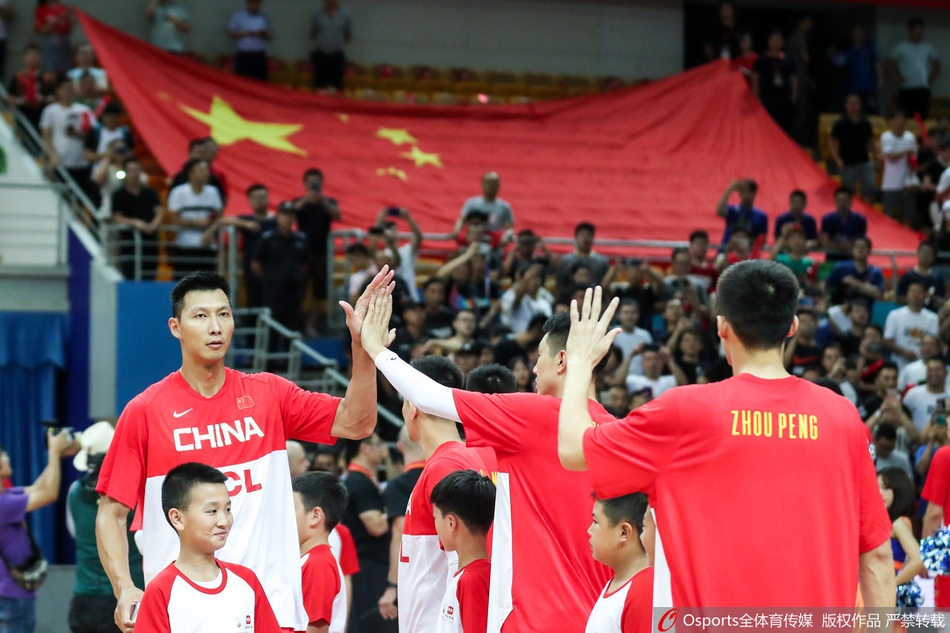 男篮热身赛：中国vs安哥拉