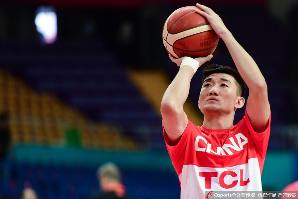 中国男篮13人大名单 谁会下一个离开的？