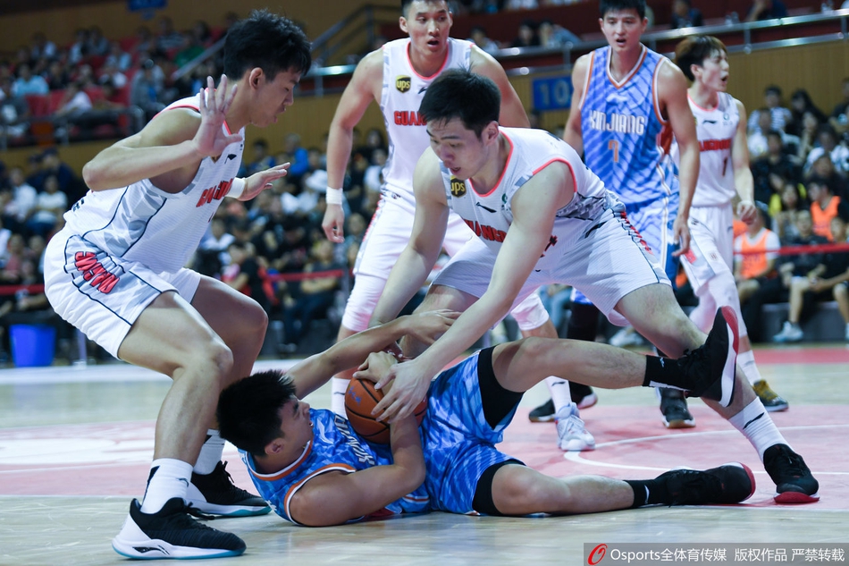 中欧冠军赛新疆胜广东 西热威姆斯互喷垃圾话