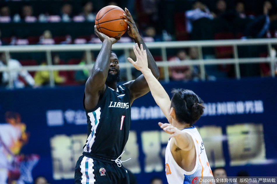 热身赛:辽篮胜四川 郭艾伦韩德君缺阵