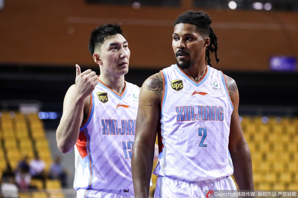 季前赛:新疆88-76天津 周琦13+9