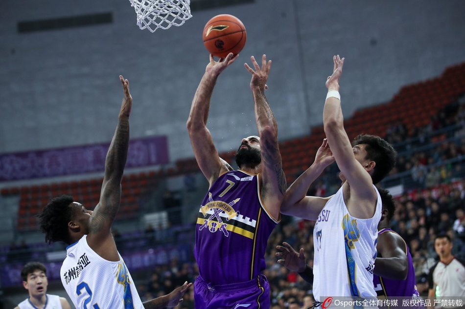 CBA季前赛 北控90-80肯帝亚