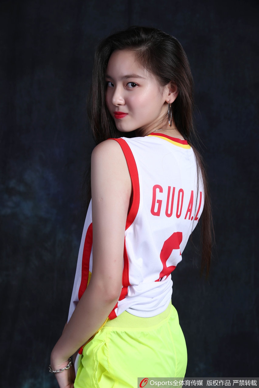 啦啦队篮球宝贝写真 运动系小姐姐潇洒不羁