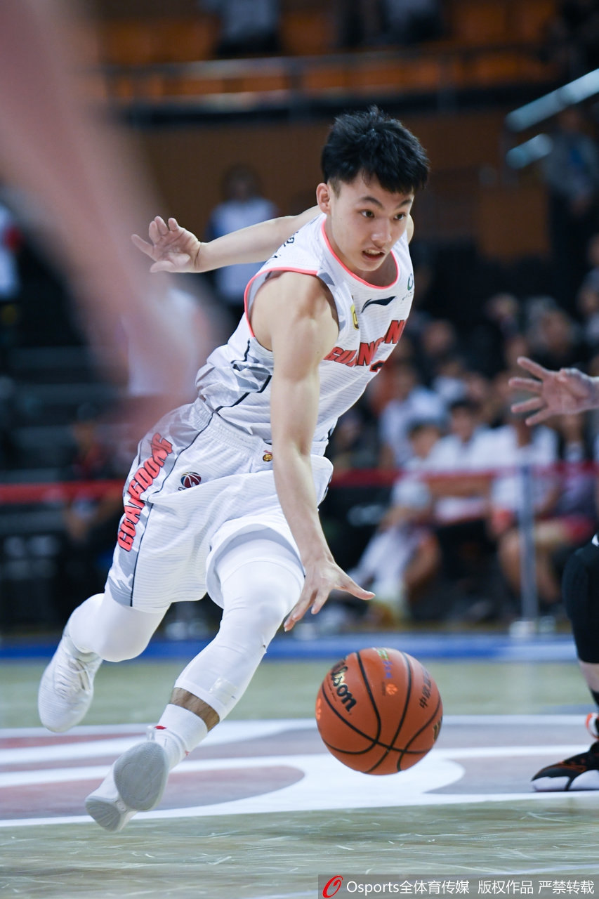 中欧冠军赛新疆胜广东 西热威姆斯互喷垃圾话