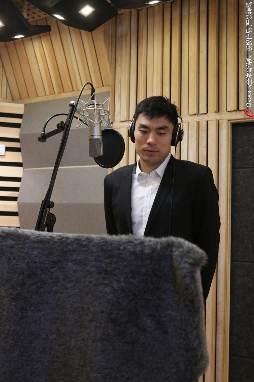 辽篮将士歌唱《我和我的祖国》为祖国献礼