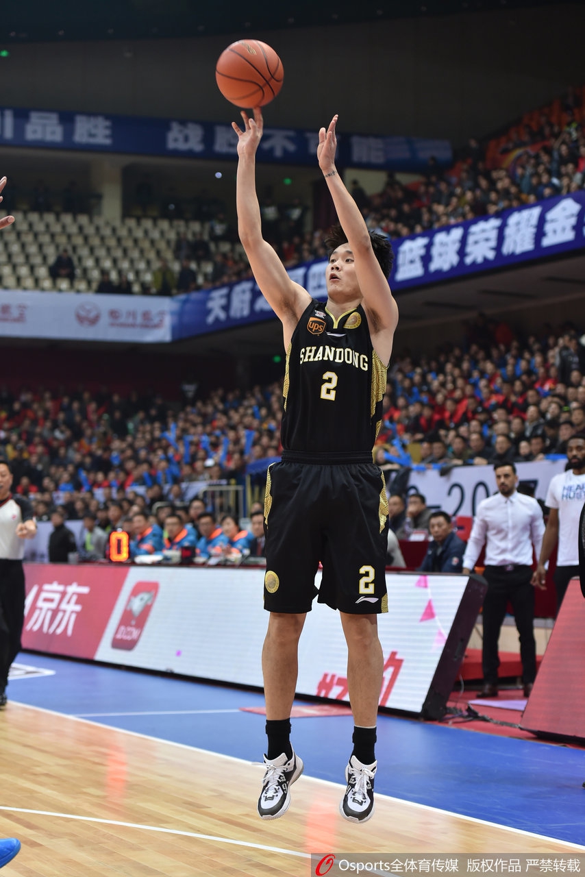 小丁生日快乐！ 祝愿早日恢复重返赛场