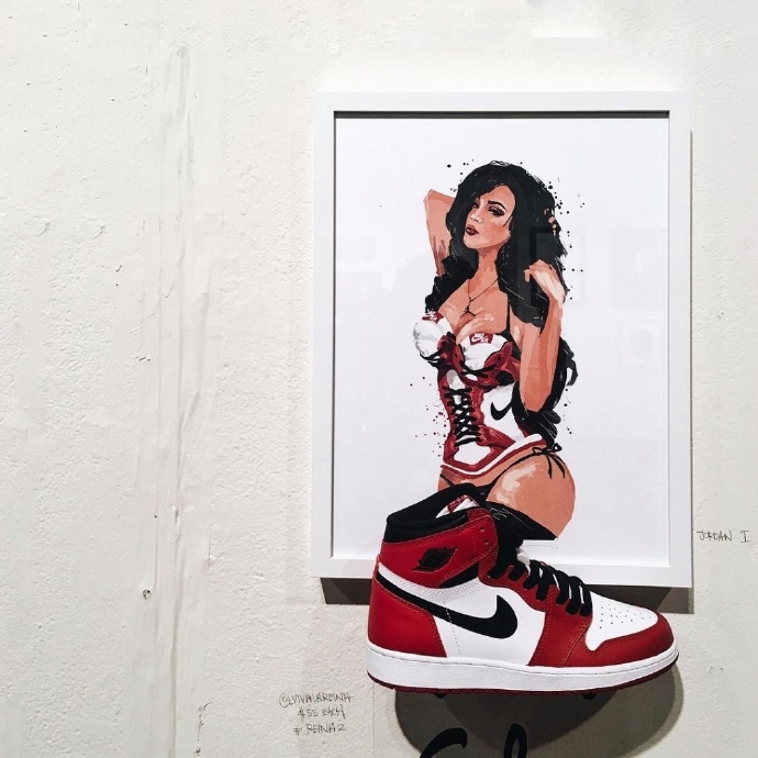 当美女模特穿上AJ主题的衣服是什么神仙画面？