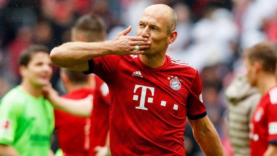 这两年他们退了 布冯依然坚强