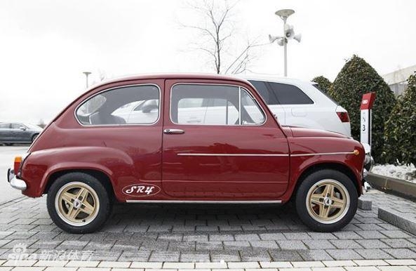 来看看皇马队长的豪车收藏