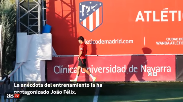 逗！1.2亿帝星训练时跑墙角撒尿