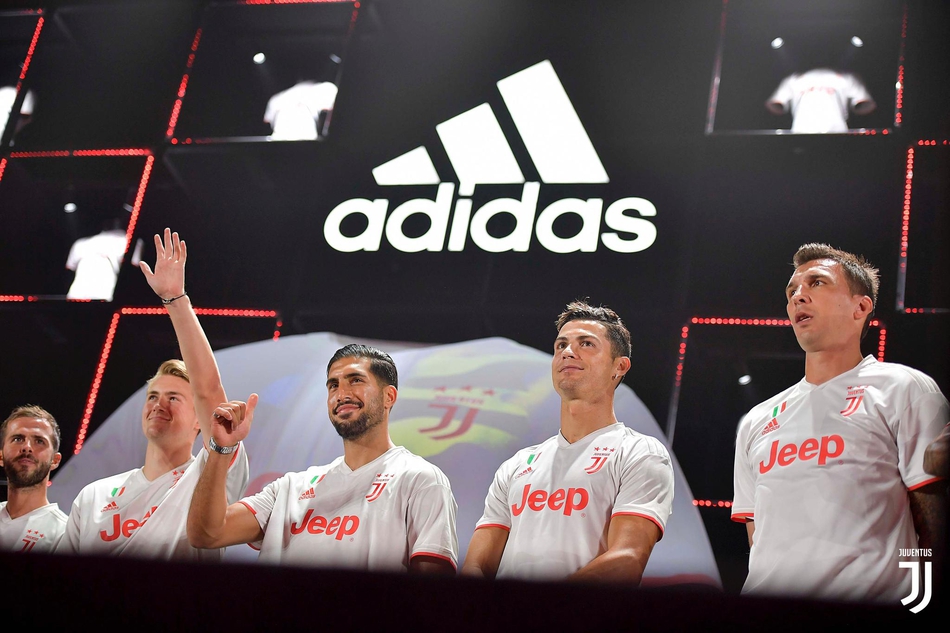 尤文新球衣发布！这汉字款太炫