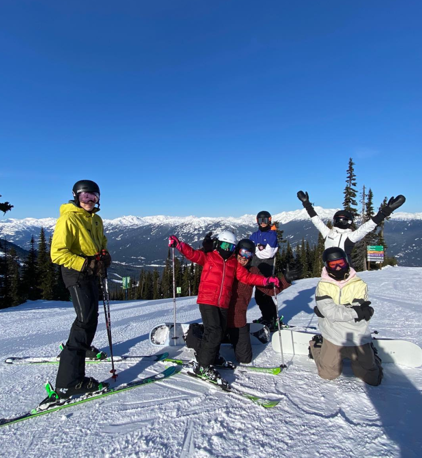 小贝一家滑雪度假!这待遇太爽