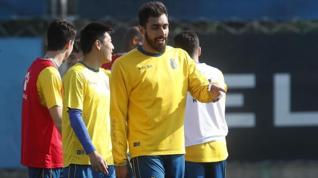 武磊好搭档！西人王牌前锋离队