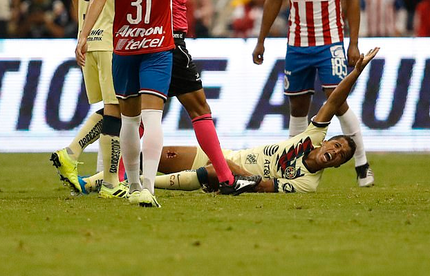 恐怖恶犯！名将大腿被扎出血洞