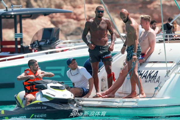 球星度假游艇大赏！谁雇的最壕？