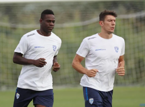 巴神回归意甲开练 真不年轻了