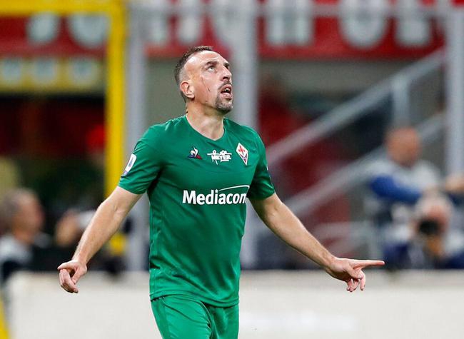 36岁打爆米兰！圣西罗为他鼓掌