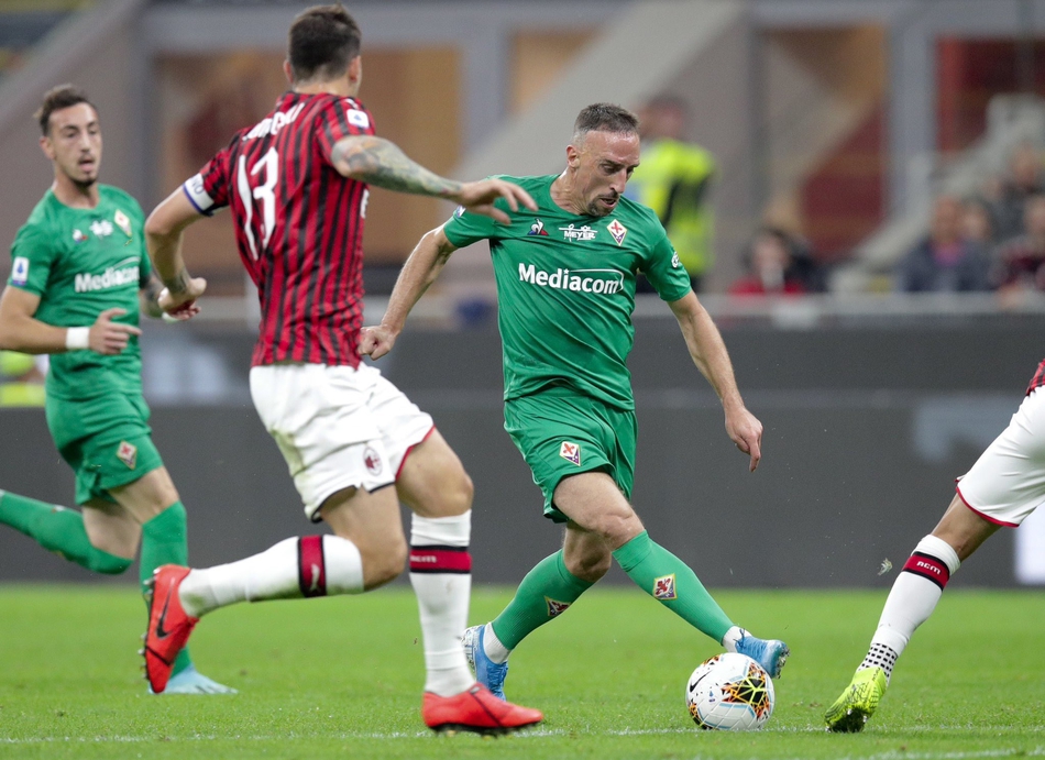 36岁打爆米兰！圣西罗为他鼓掌