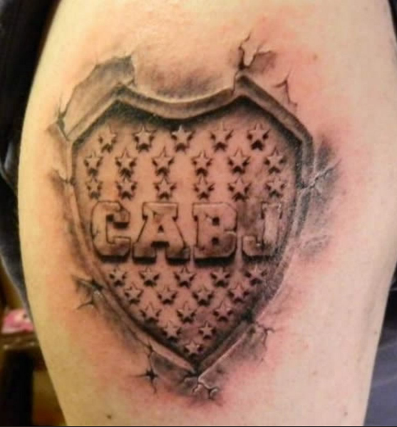 真爱！球迷这些硬核纹身太吓人