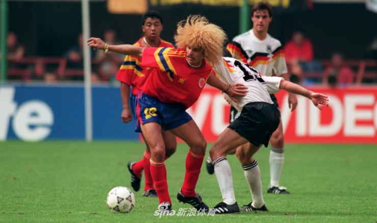 传奇换发型啦！这是要演谢逊吗