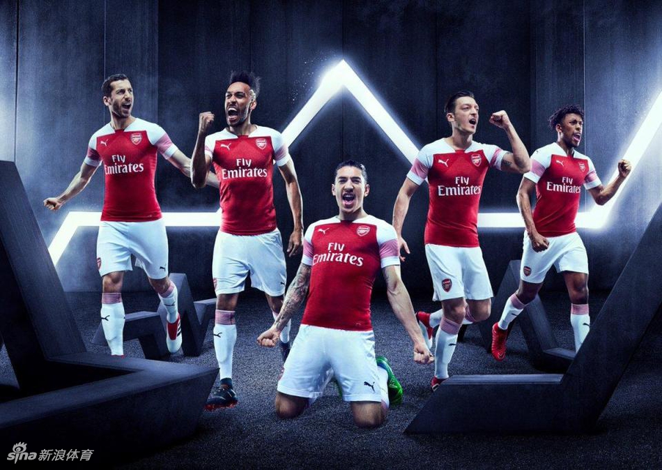 阿森纳发布新赛季主场球衣