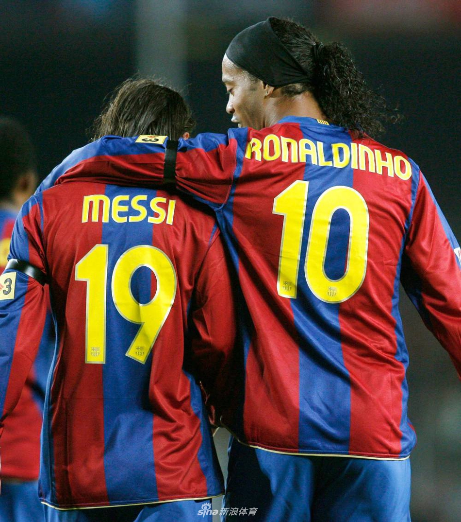 11年了！梅西小罗的10号传承