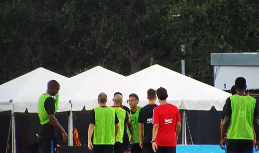 训练场掐架！内马尔伊布都干过