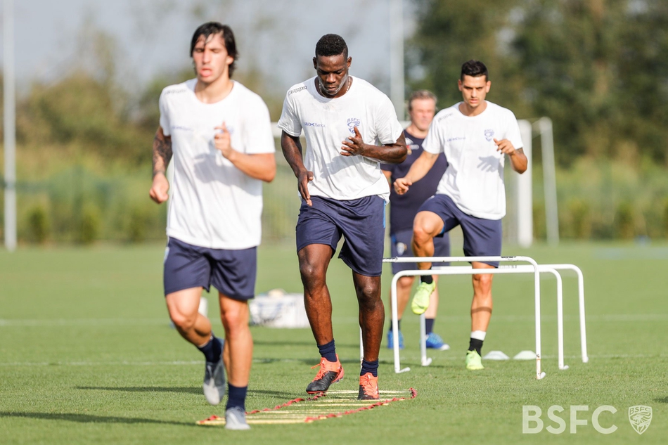 巴神回归意甲开练 真不年轻了