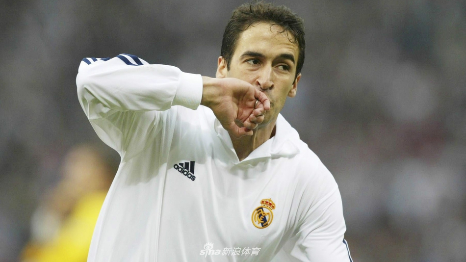 欧冠历史射手TOP10：C罗压梅西