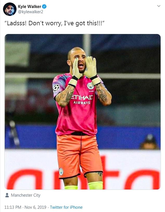 曼城铁卫客串门将!这一幕笑喷