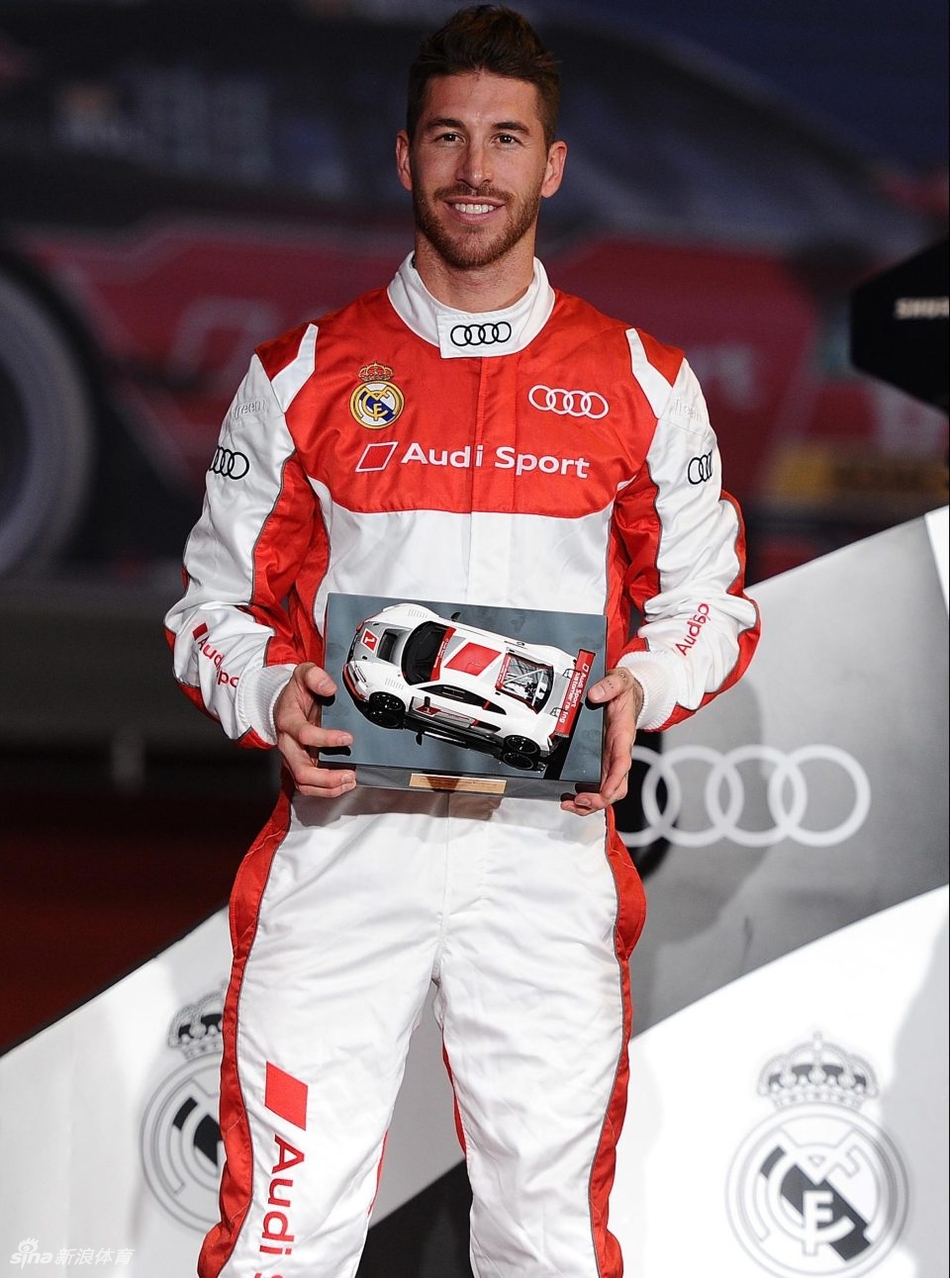 来看看皇马队长的豪车收藏