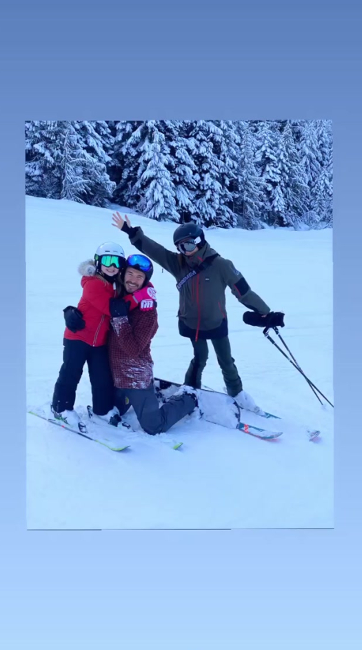 小贝一家滑雪度假!这待遇太爽