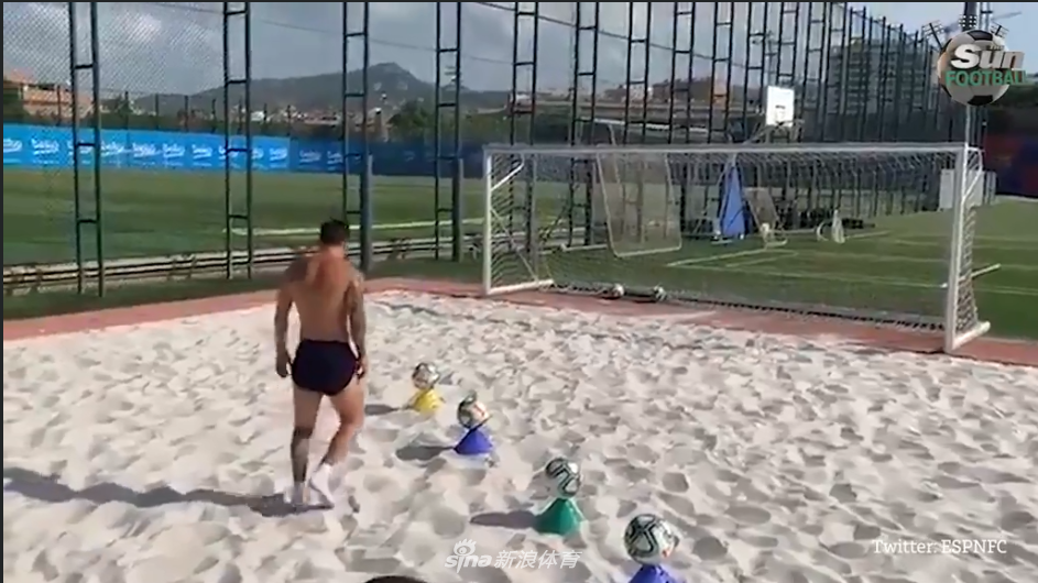 梅罗都在养伤！他们真不年轻了