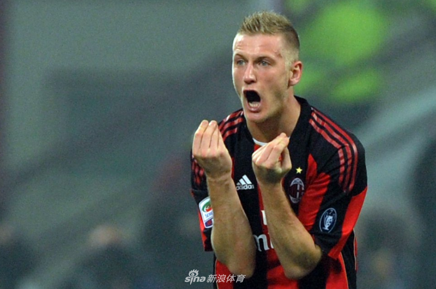 唏嘘！这些名将现在无球可踢