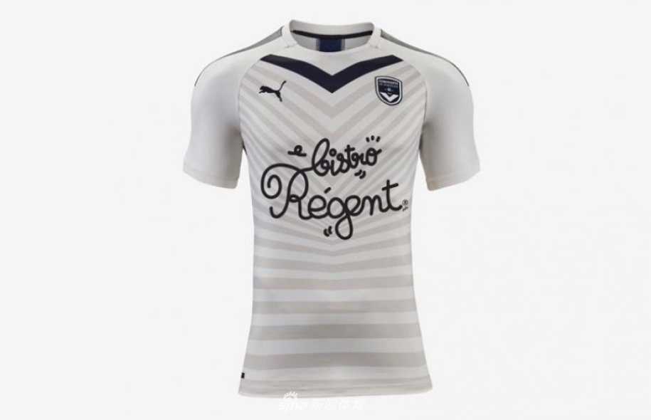 新赛季新辣眼!媒评丑爆球衣