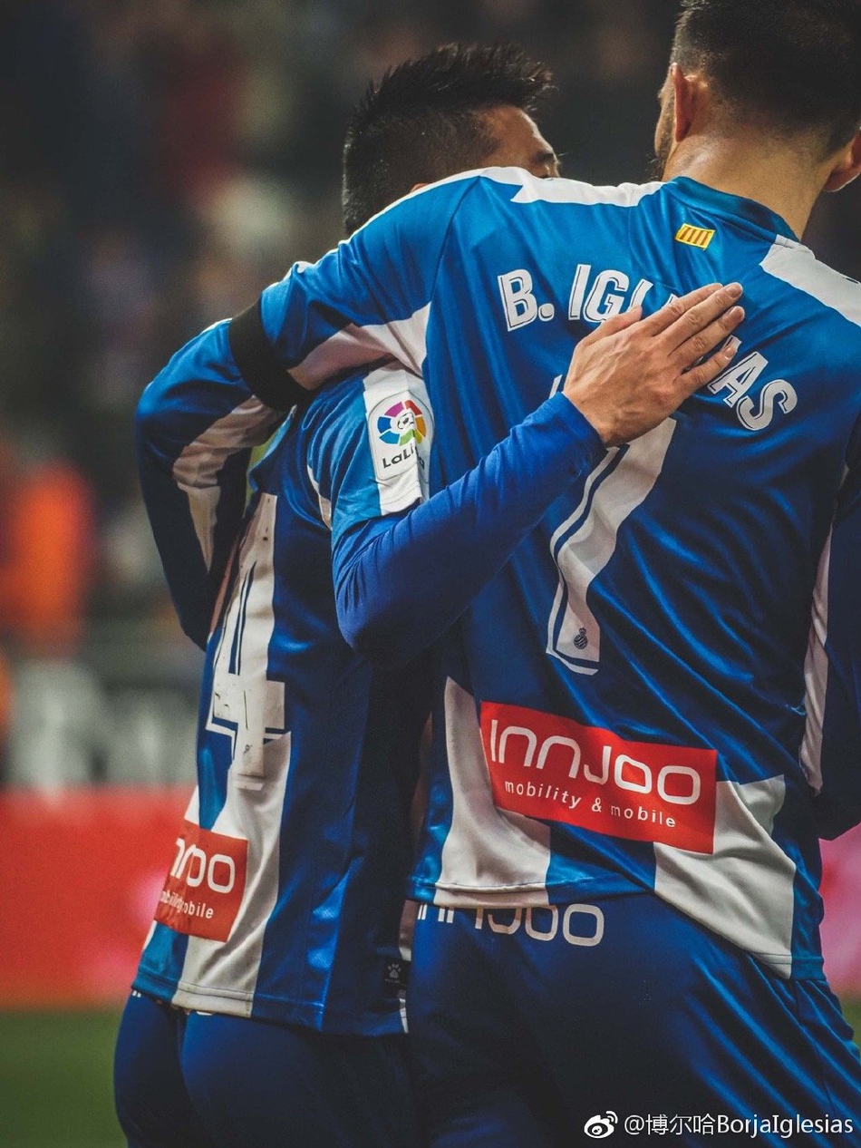 武磊好搭档！西人王牌前锋离队